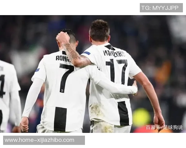 精彩足球踩单车技巧视频展示让你领略球场上的绝妙瞬间与精彩操作