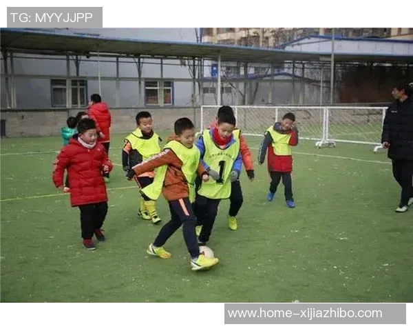 足球活动记录与分析：提升团队合作与个人技能的有效策略与方法